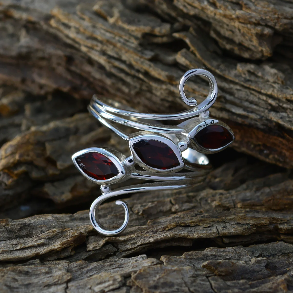 Garnet Trilogy Indian Silver Red Gems Eye-catching Trendy Ring Jewellery - Image 3