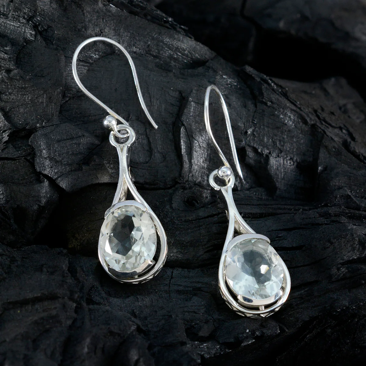 Green Amethyst Moroccan Bruna Solitaire Dangle Green Sterling Silver Earring - Image 2