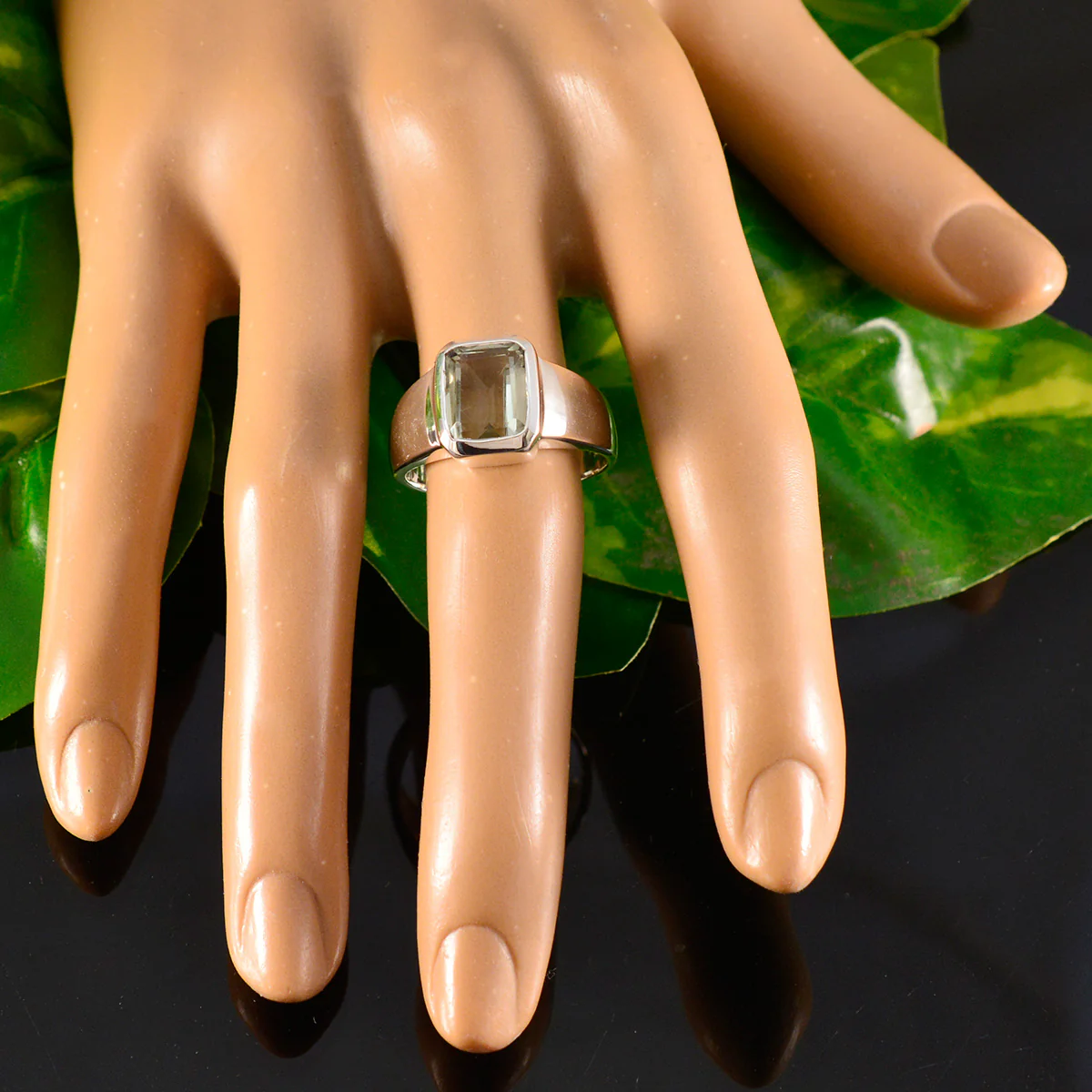 Green Amethyst Solitaire French 925 Silver Green Gems Eye-catching Contemporary Ring Jewellery - Image 5