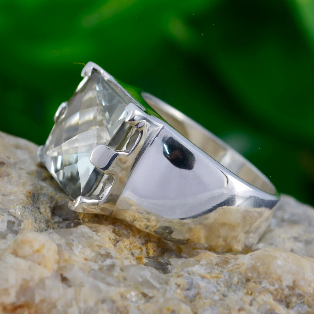 Green Amethyst Solitaire German Silver Green Gems Edgy Signet Ring Jewelry - Image 3