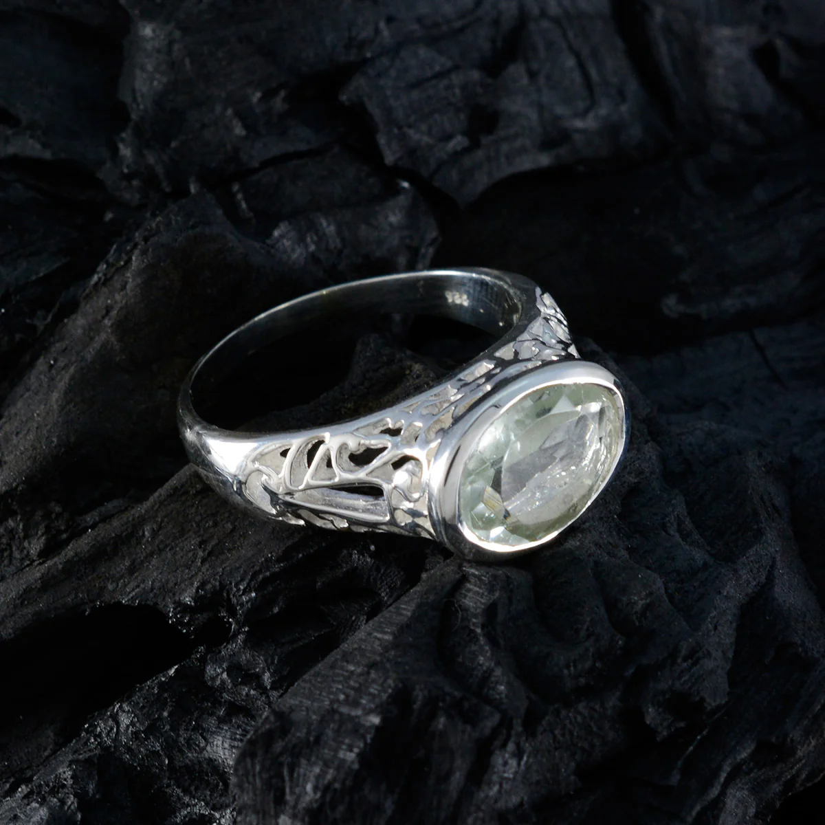 Green Amethyst Solitaire Russian Silver Green Gemstones Eye-catching Love Ring Jewelry - Image 4