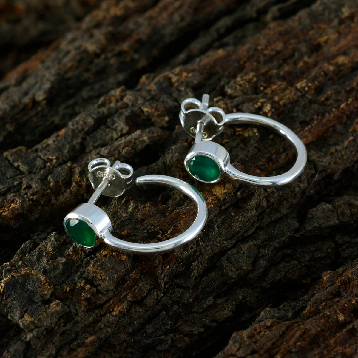 Indian Emerald African Isabella Solitaire Stud Green 925 Sterling Silver Earring - Image 3