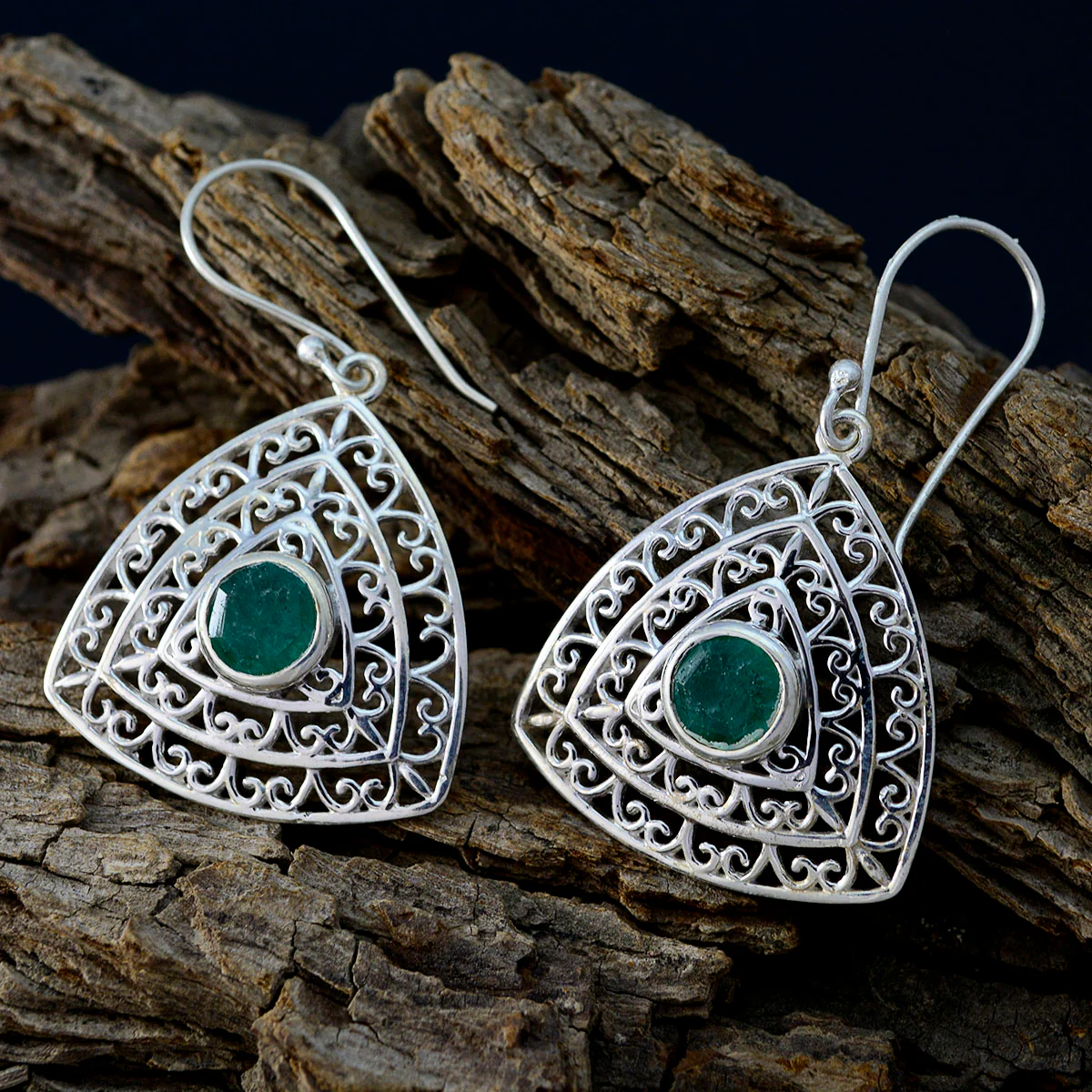 Indian Emerald French Pilar Solitaire Dangle Green Silver Earring - Image 3