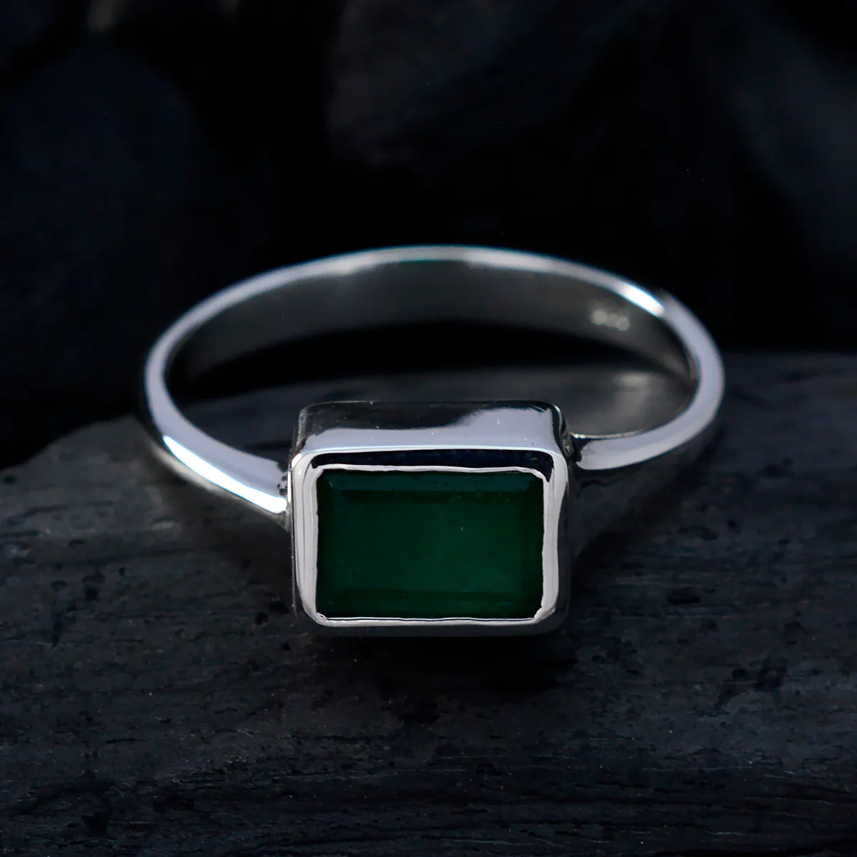 Indian Emerald Solitaire Egyptian 925 Sterling Silver Green Gemstone Featherlight Feminine Ring Jewellery - Image 4