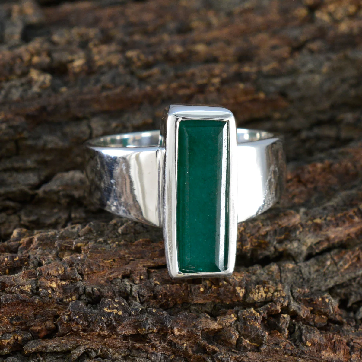Indian Emerald Solitaire Indian Silver Green Gemstone Eye-catching Trendy Ring Jewellery - Image 3