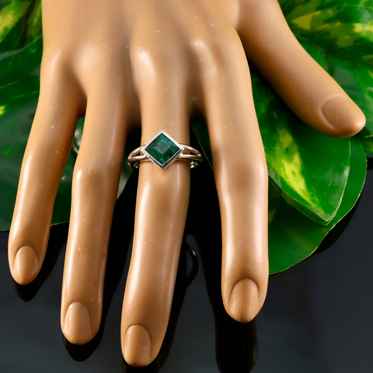 Indian Emerald Solitaire Korean 925 Silver Green Gemstones Dainty Luxurious Ring Jewelry - Image 5