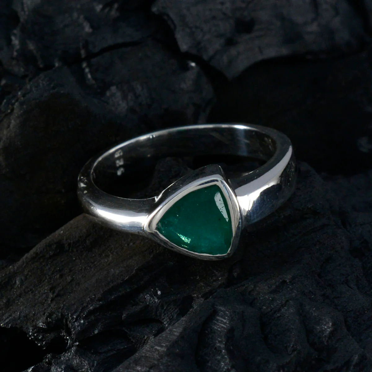 Indian Emerald Solitaire Russian Silver Green Gems Tiny Traditional Ring Jewelry - Image 4
