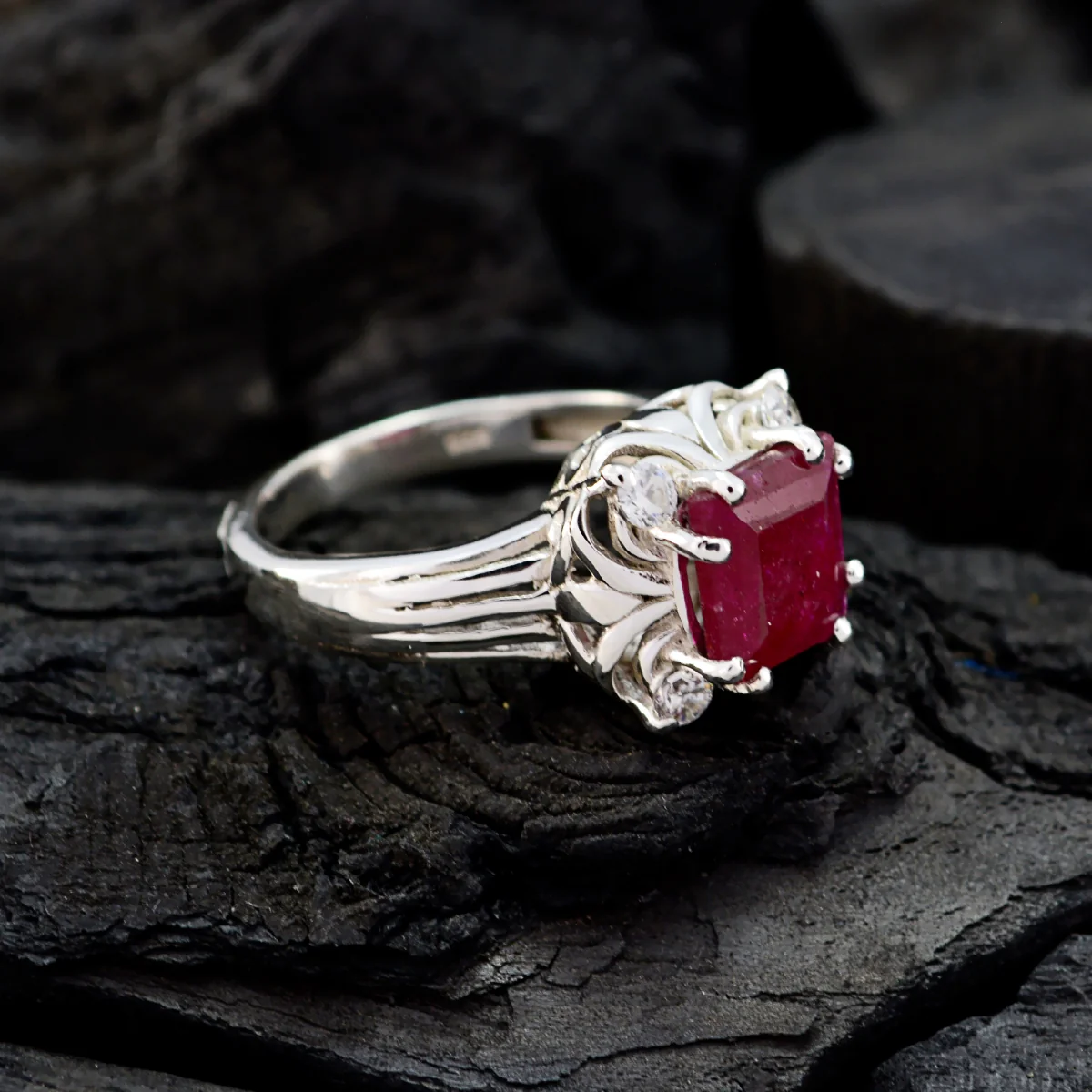 Indian Ruby Halo African 92.5 Silver Red Gemstones Classic Glamorous Ring Jewellery - Image 4