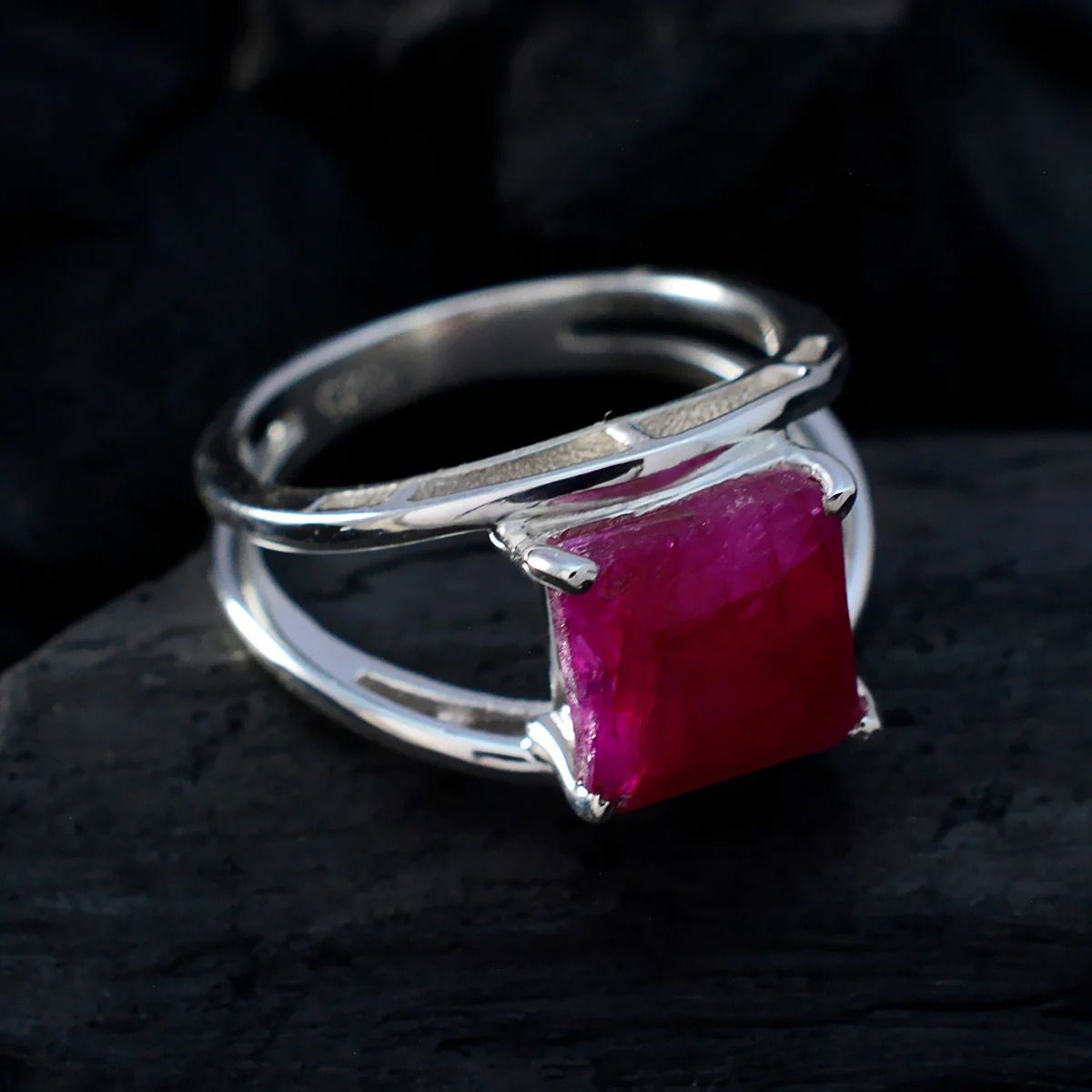 Indian Ruby Solitaire French Sterling Silver Red Gems Tiny Contemporary Ring Jewellery - Image 4