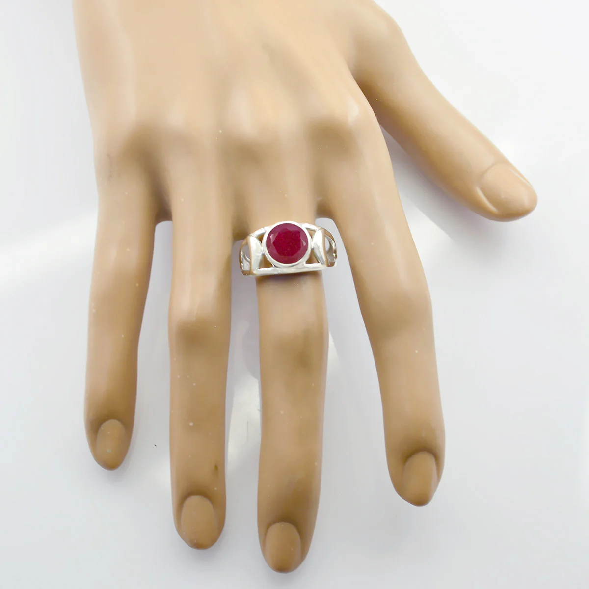 Indian Ruby Solitaire Middle Eastern Silver Red Gemstone Minimal Filigree Ring Jewellery - Image 2