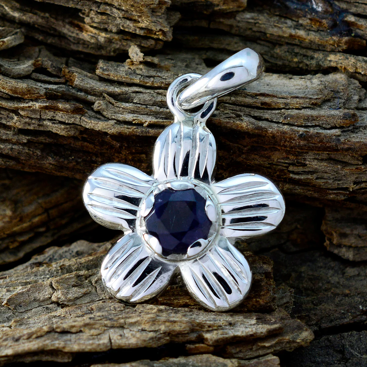 Iolite Dainty German Sterling Silver Solitaire Fernanda Sophisticated Blue Pendant Jewellery - Image 2