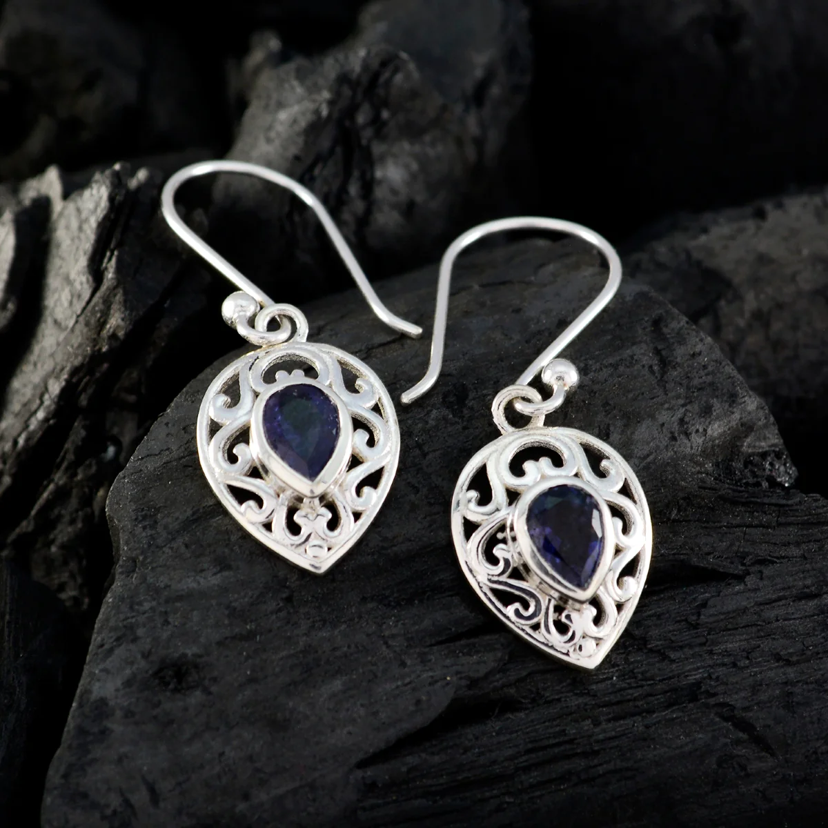 Iolite Japanese Bianca Solitaire Dangle Blue 92.5 Silver Earring - Image 2