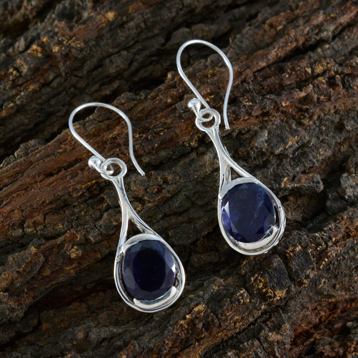 Iolite Middle Eastern Camilla Solitaire Dangle Blue Silver Earring - Image 3