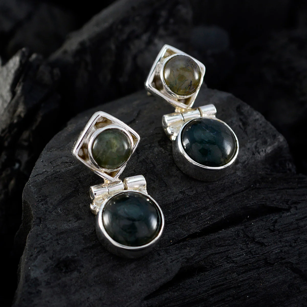 Labradorite Korean Nari multiple Stud Gray 92.5 Silver Earring - Image 2