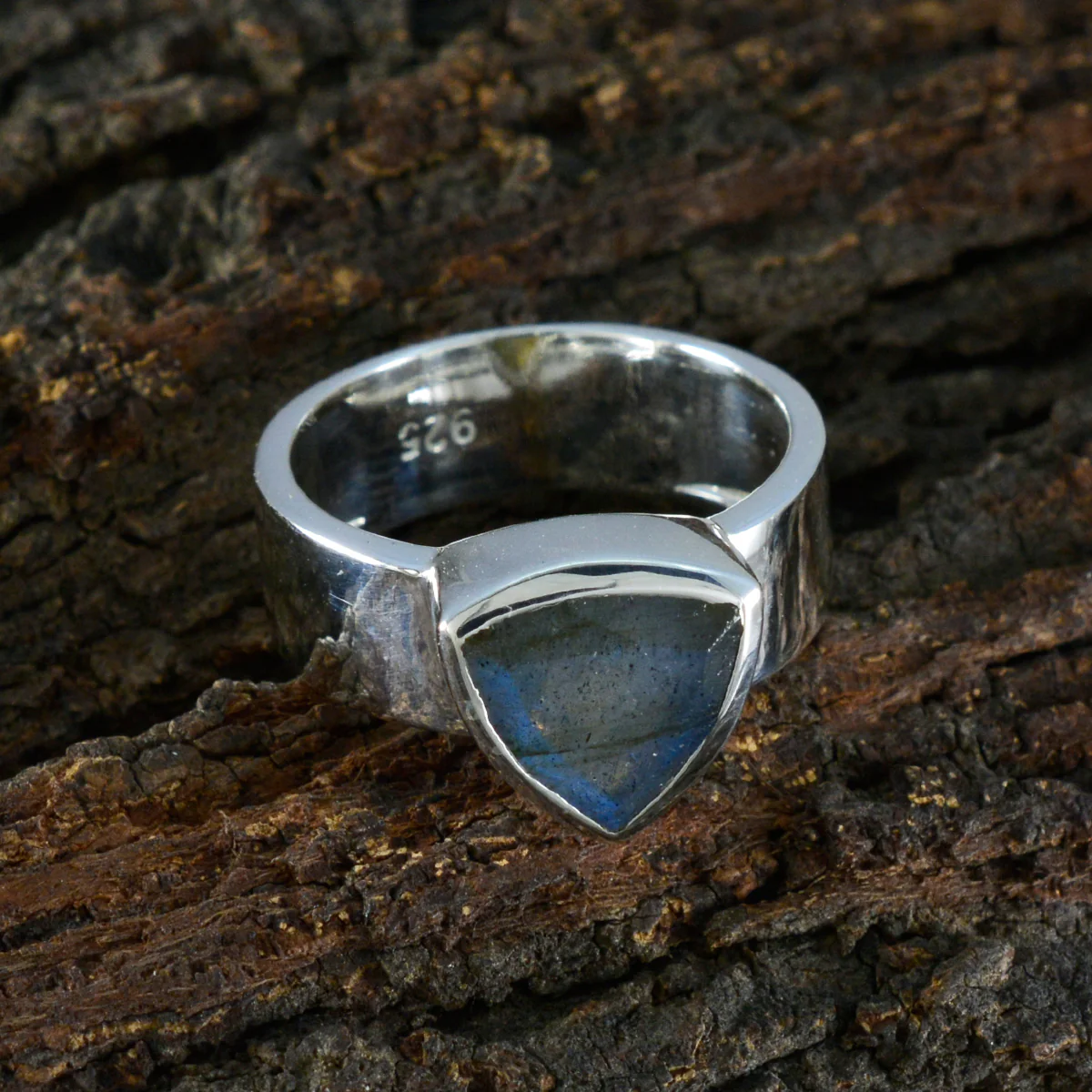 Labradorite Solitaire Russian 92.5 Silver Gray Gems Eye-catching Signet Band Jewelry - Image 3