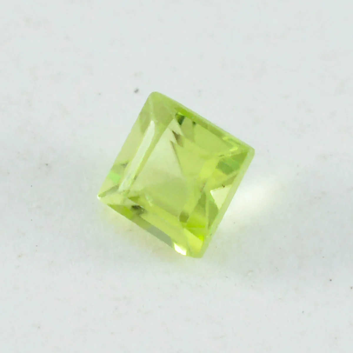 Peridot 1PC Small 8x8 MM Square Faceted Green Luster Semi Precious Loose Gemstones