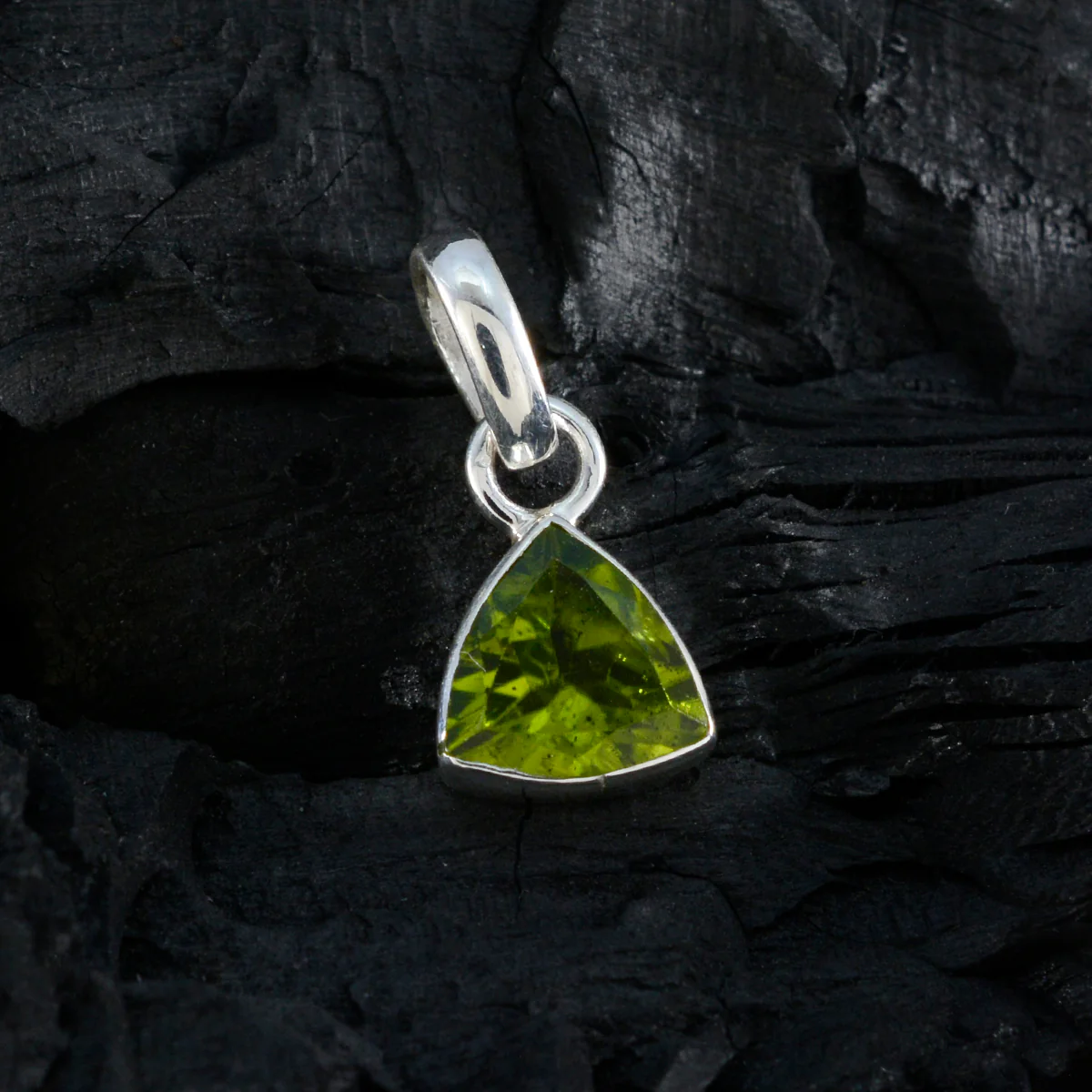 Peridot Dainty Moroccan 92.5 Silver Solitaire Valentina Fairytale Green Pendant Jewellery - Image 3