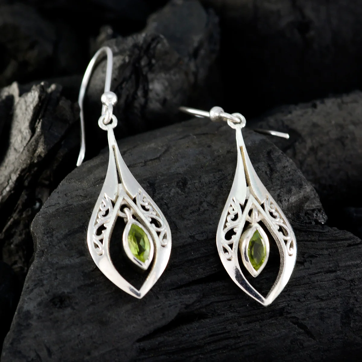 Peridot Italian Camila Solitaire Dangle Green 92.5 Silver Earring - Image 2