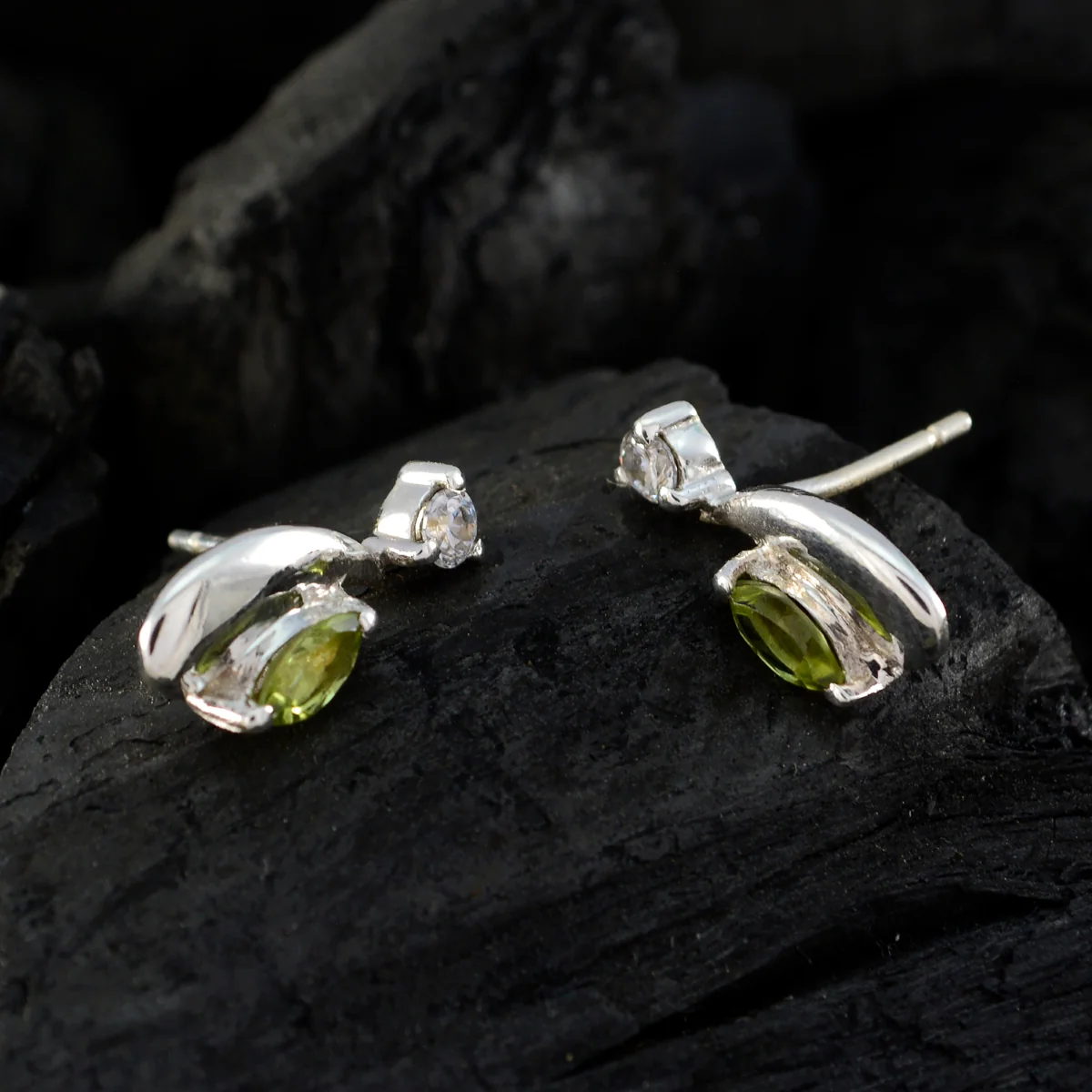 Peridot Italian Micaela multiple Stud Green Sterling Silver Earring - Image 2