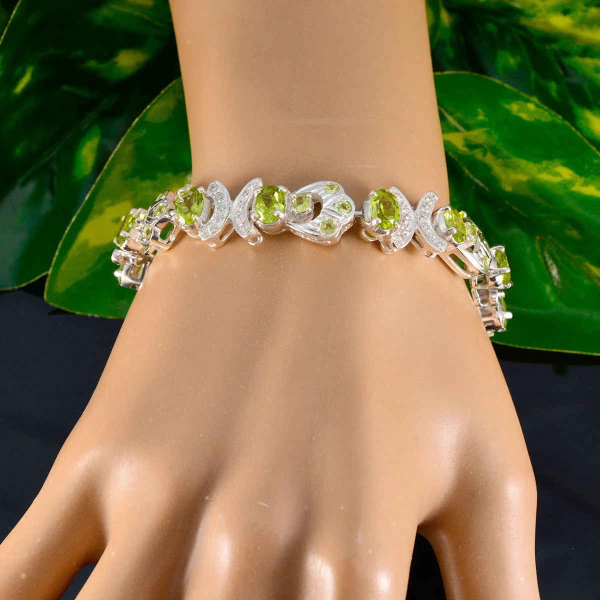 Peridot Singles Day Versatile Green 925 Silver Links Bracelet - Image 5