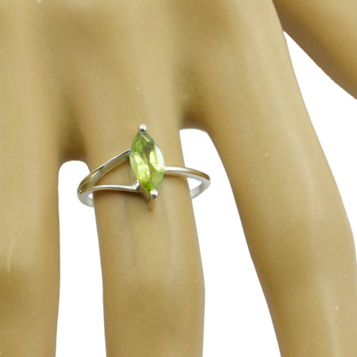 Peridot Solitaire Japanese 925 Silver Green Gemstone Elegant Modern Ring Jewellery - Image 2