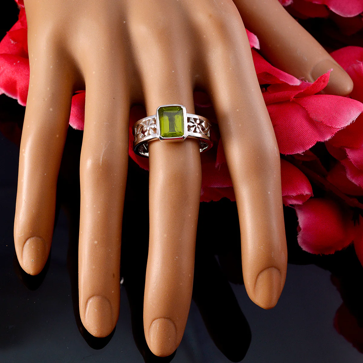 Peridot Solitaire Russian Silver Green Gemstones Eye-catching Art Deco Band Jewelry - Image 6