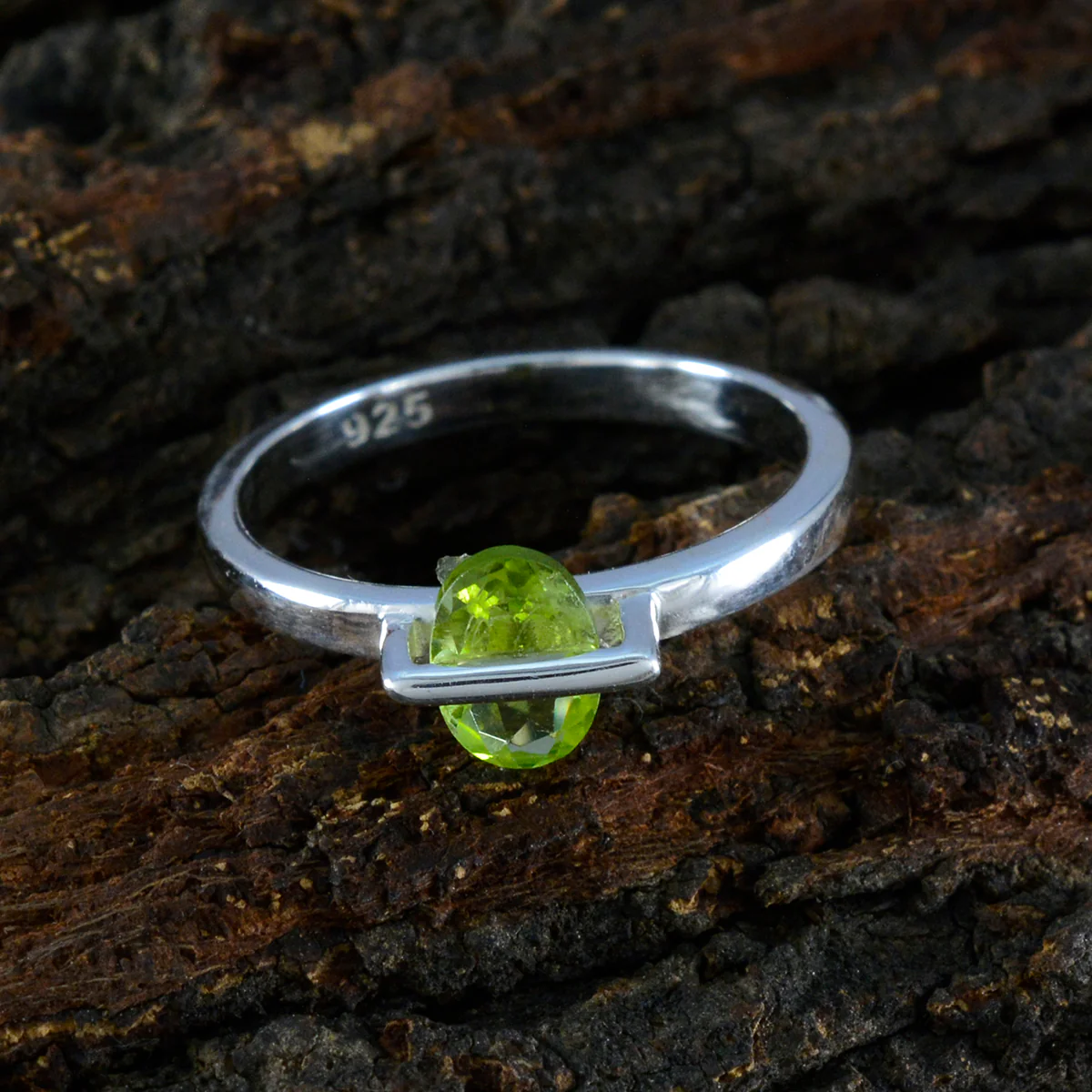 Peridot Solitaire Turkish Sterling Silver Green Gemstone Delicate Luxurious Ring Jewelry - Image 3