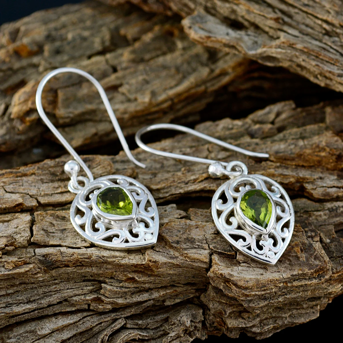 Peridot Spanish Natalia Solitaire Dangle Green 925 Silver Earring - Image 3