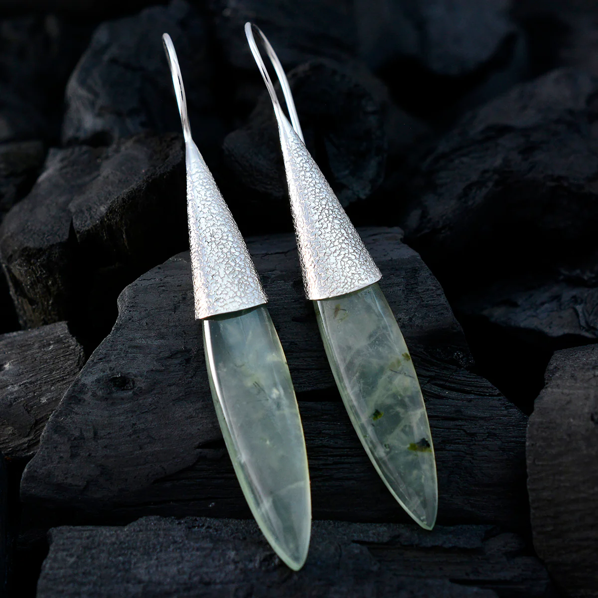Prehnite Russian Ji-eun Solitaire Dangle Green 925 Sterling Silver Earring - Image 3