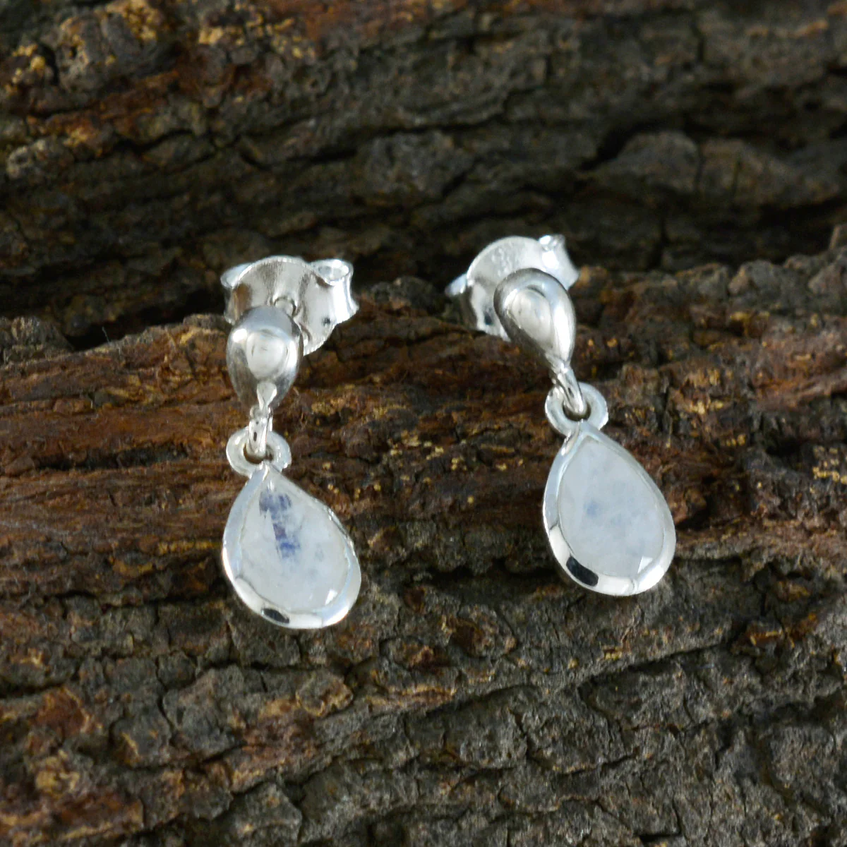 Rainbow Moonstone Korean Chen Solitaire Stud White 925 Silver Earring - Image 3