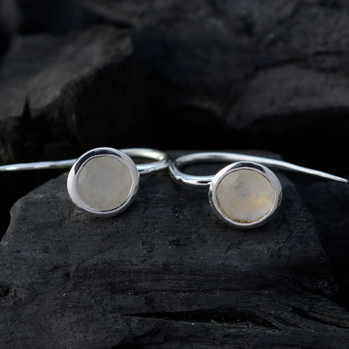 Rainbow Moonstone Latin American Audrey Solitaire Dangle White Sterling Silver Earring - Image 2