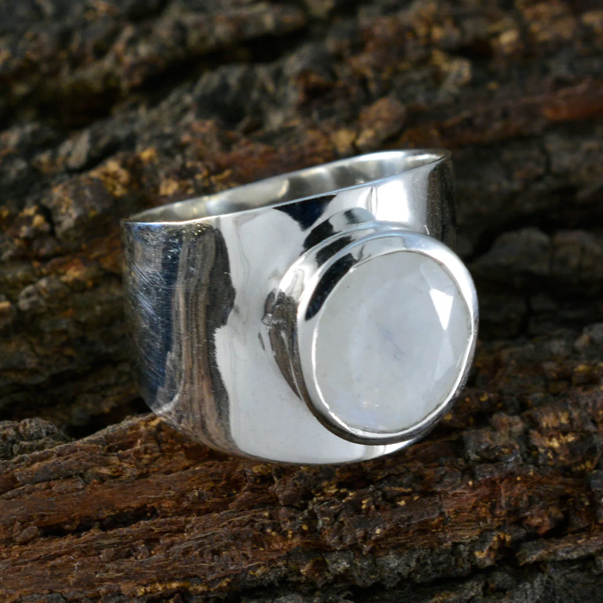 Rainbow Moonstone Solitaire Egyptian Silver White Gemstones Versatile Armor Ring Jewellery - Image 4