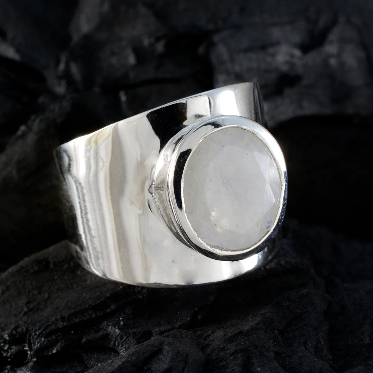 Rainbow Moonstone Solitaire Egyptian Silver White Gemstones Versatile Armor Ring Jewellery - Image 5