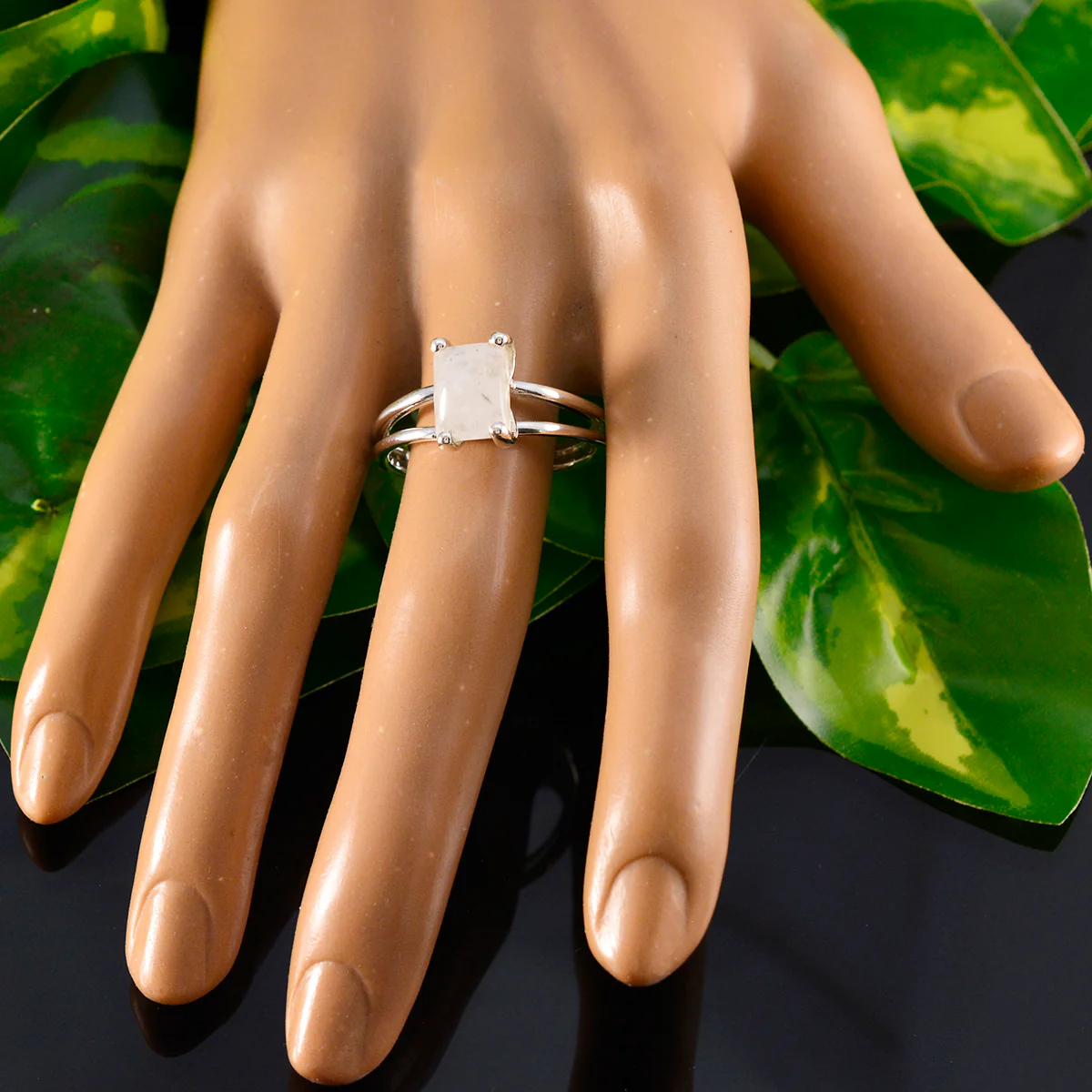 Rainbow Moonstone Solitaire Indian 92.5 Silver White Gemstone Minimal Luxurious Ring Jewellery - Image 5