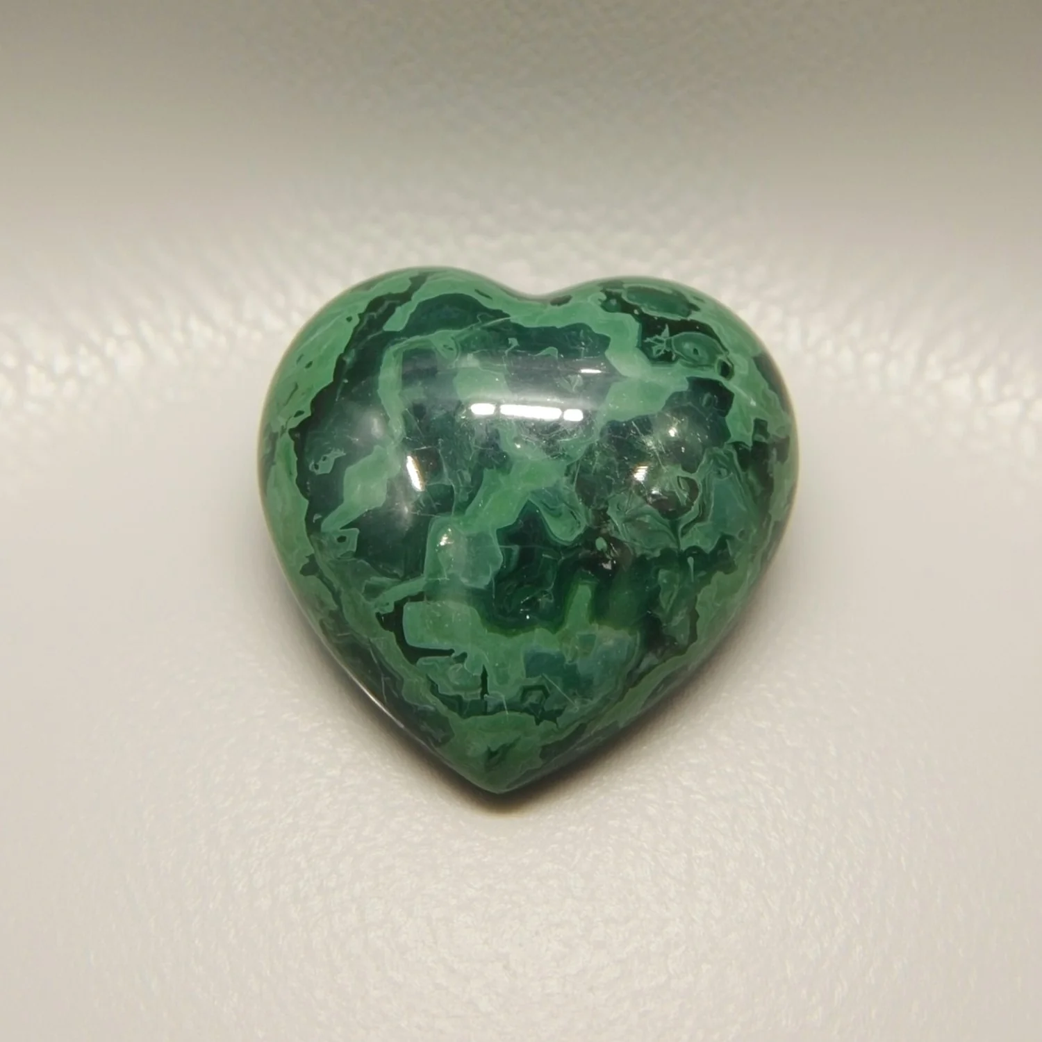 Serpentine 1PC Small 7x7 MM Heart Cabochon Green Brilliant semi Precious Loose Gems - Image 2
